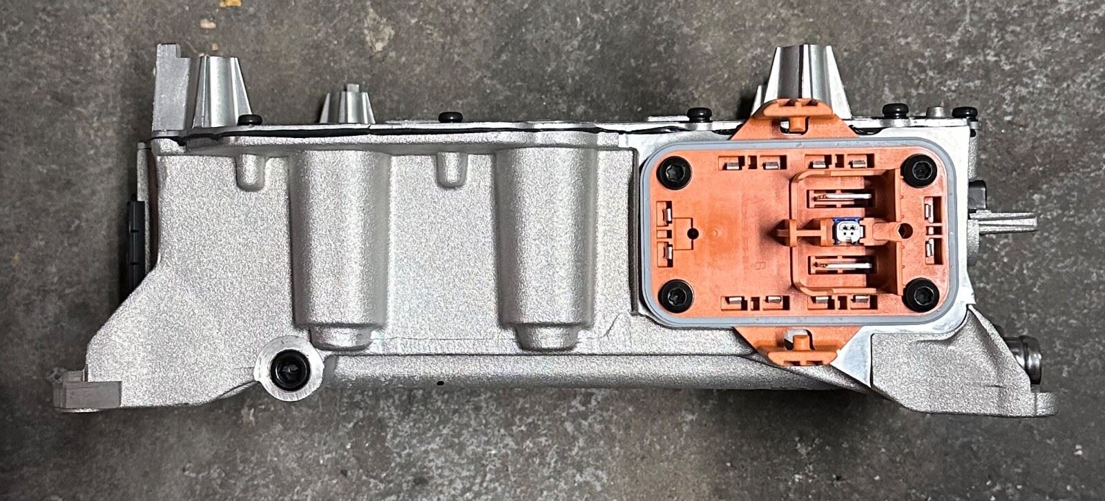 OEM | Power Inverter Module fits 2017 - 2021 Chevrolet Bolt F (S)Module 24054813