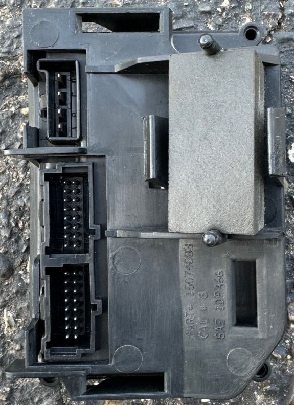 OEM | Transfer Case Control Module Fits GM Vehicles 15074883